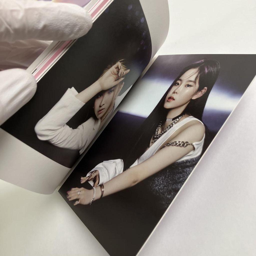 [USED] Limited XG MASCARA CD Album Booklet with 2 Stickers