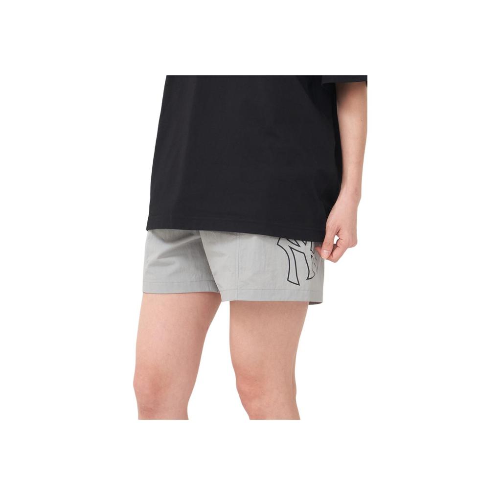 New MLB New York Yankees Casual Shorts Unisex Light Gray 3ASMB0753-50GRL
