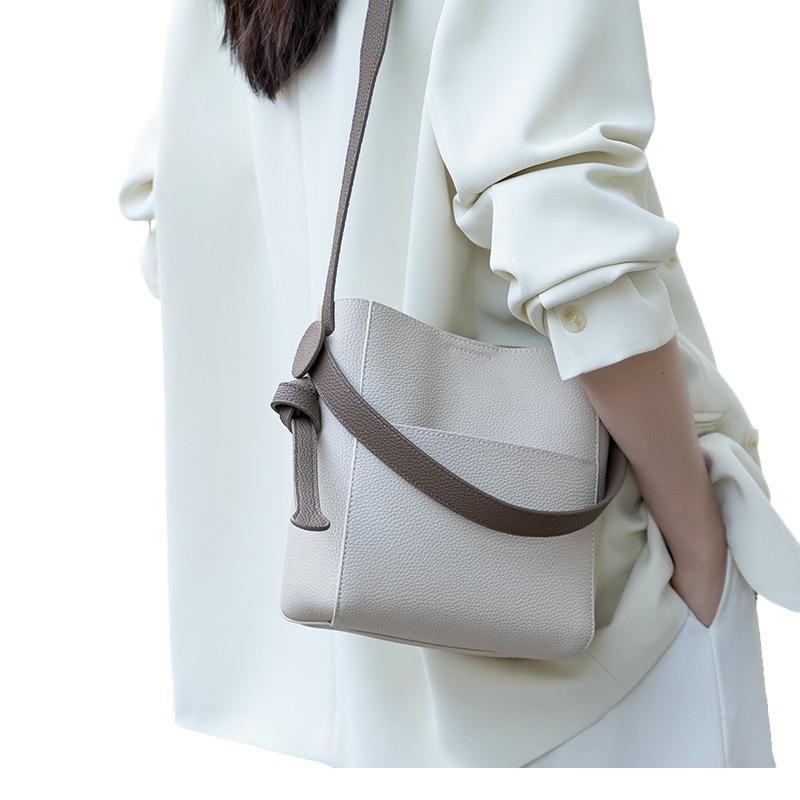 Leather Women's Bags, Messenger Bags, Women's New Large-capacity Commuter Bucket Bags, Niche Versatile Cowhide Shoulder Bags