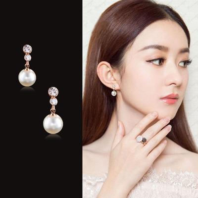 New Imitation Pearl Rhinestone Earrings Without Piercing Luxury Simple Pendant Clip On Earrings for Women