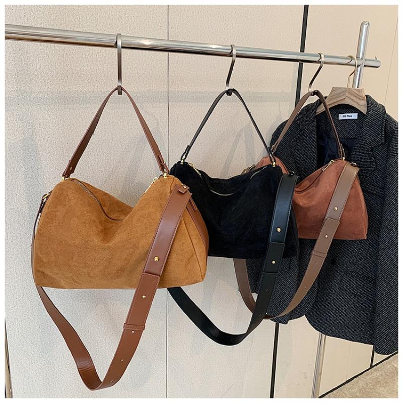 Monochromatic Faux Suede Shoulder Bag for Women Zipper Boston Bag Large Capacity Simple and Elegant High Quality New Style