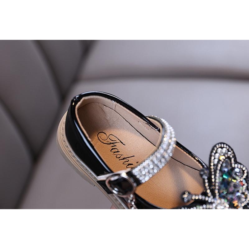 Nuovo stile primavera-autunno da signorina, scarpe basse da bambina, scarpe da principessa con strass, scarpe in pelle, scarpe per esibizioni di danza