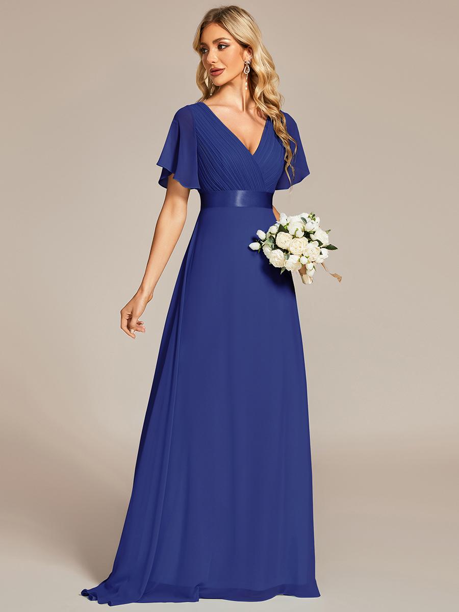 Всегда красивые женские шифоновые вечерние платья с двойным v-образным вырезом и ампирной — фото 32