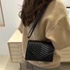 Fashionable Solid Color Plaid Small Square Bag For Women Elegant Chic Design