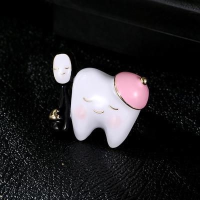 Creative Design, Small Teeth Brooch, Female Cute Cartoon Corsage, High-End Exquisite Pin, Personalized Temperament With Accessories