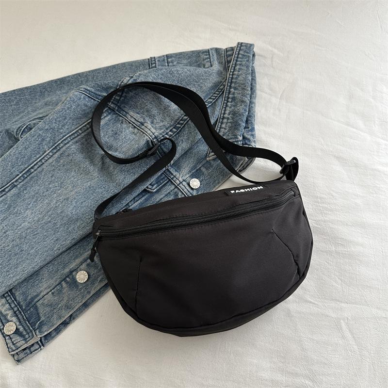 New casual messenger bag men and women versatile commuting class large capacity student mailman couple outdoor sports bag