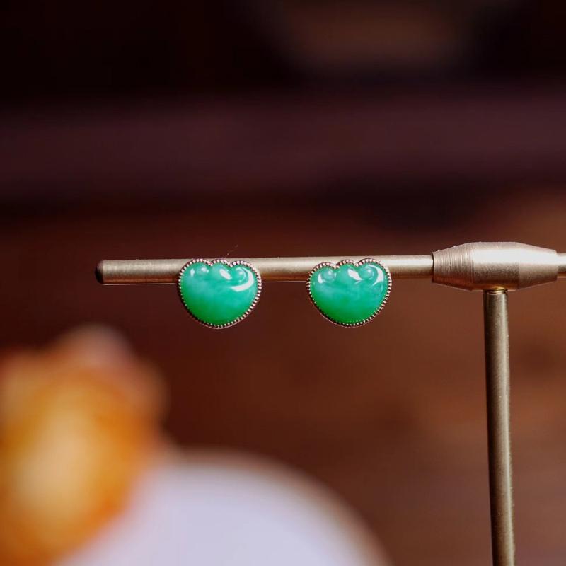 New In  Inlaid Chinese Style Exquisite Ruyi Earrings for Women Natural Hotan Jade Green Stud Earings Banquet Jewelry