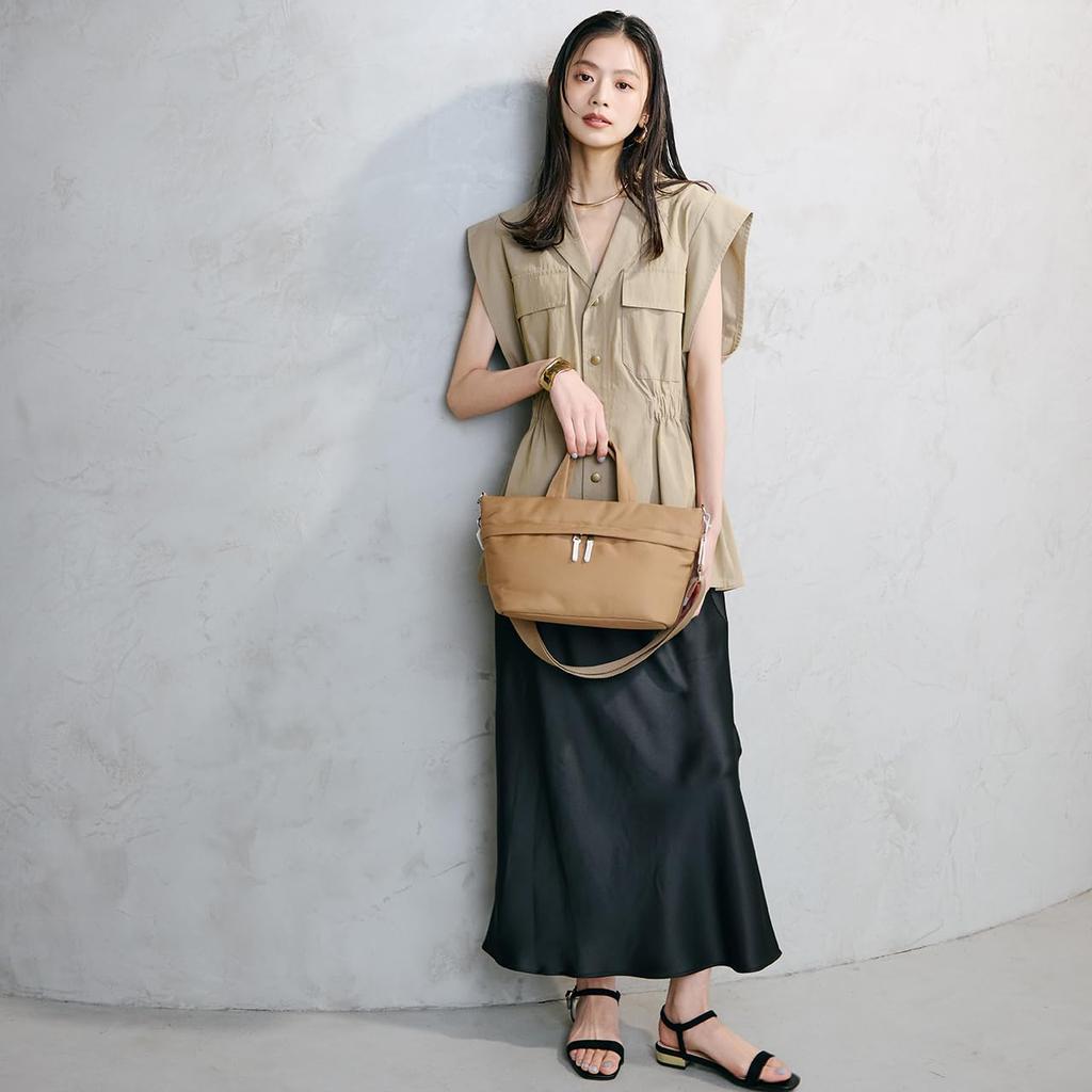 [Breath TOPKAPI] [Water-Repellent] Matte Nylon Mini Tote Bag with Shoulder Strap (Beige)