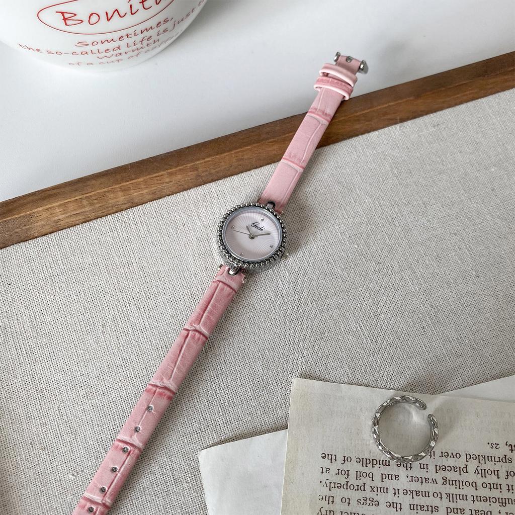 NEW Retro Elegant Women's Watch with Stylish Ray Pattern Dial, Genuine Leather Strap, Quartz Women's Watches Women's Gift