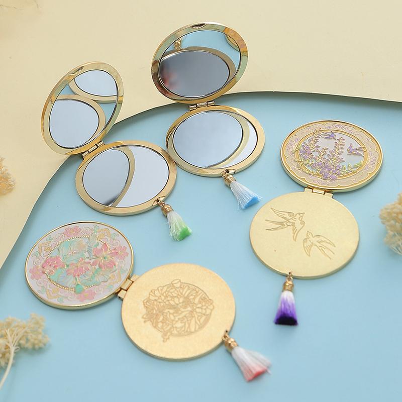 Chinese Style Craft Metal Makeup Mirror With Tassel Folding Portable Cosmetic Mirror Creative Exquisite Handheld Mirror Student