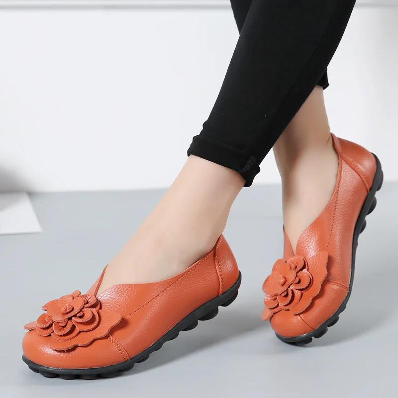 Fashion 2025Soft Genuine Leather Flat Shoes Women Flats with Flowers Ladies Shoes Women Designers Loafers Slip On Ballerina
