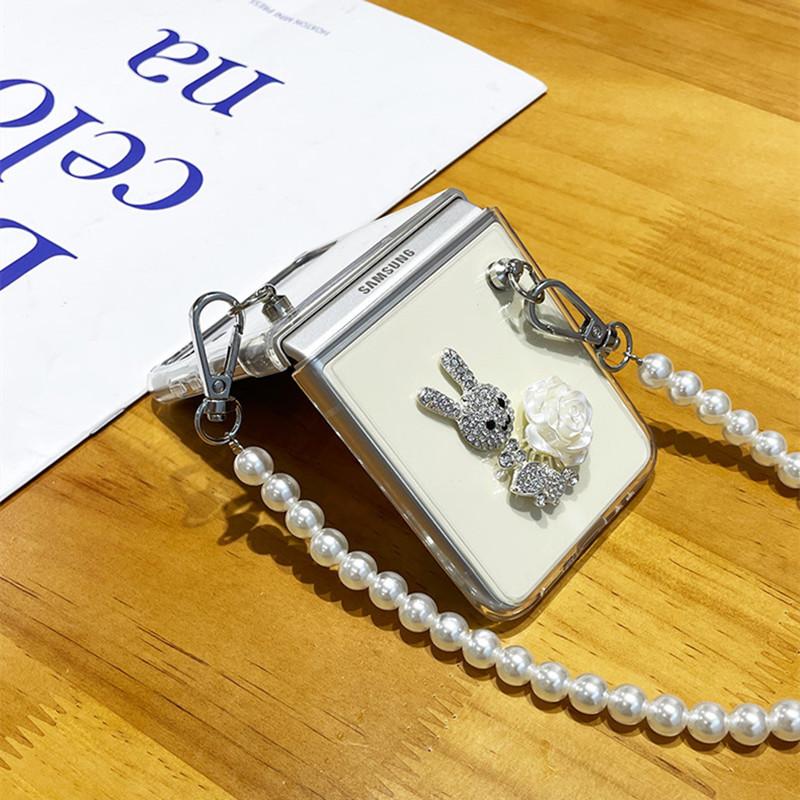 Rhinestone Rabbit Phone Cases For Samsung Galaxy Zflip 3 5g Fashion Niche Pearl Chain Cover For Galaxy Zflip Z Flip 4 Capa