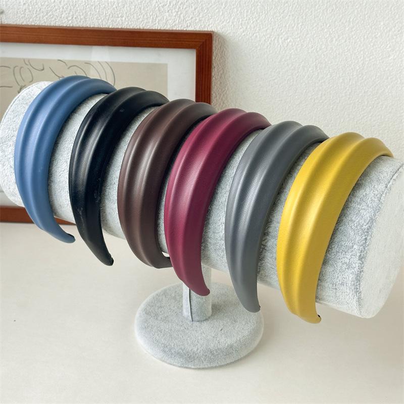 Korean Vintage Wide Hairband For Women PU Leather Solid Color Headbands Simple Temperament Elegant Hair Hoop Tie Hair Accessories Headwear