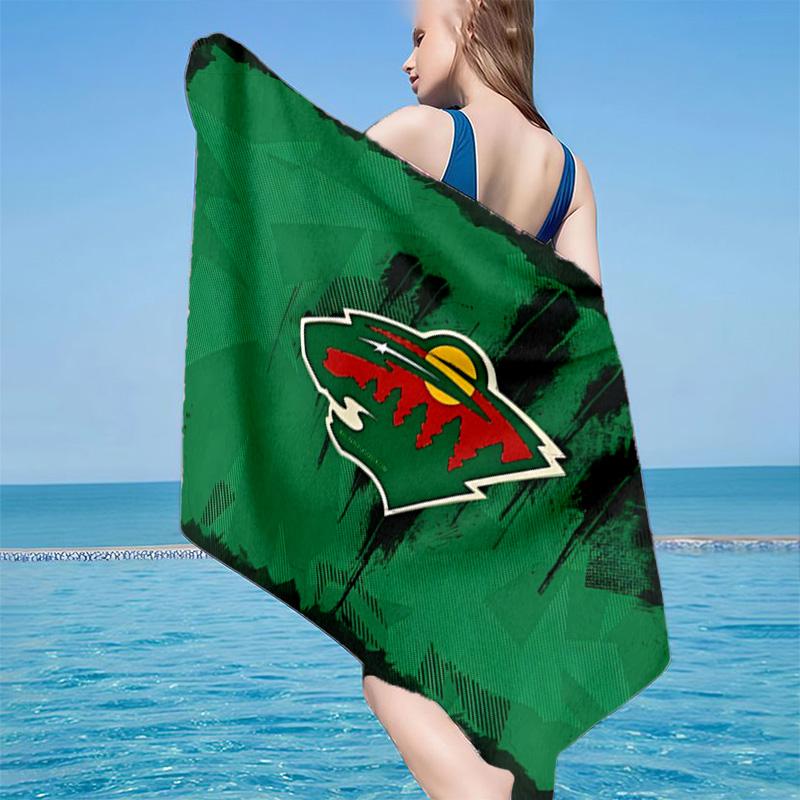 Minnesota wild Microfiber Beach Towel, Soft And Absorbent, Quick-Dry, Ideal for Summer Travel, Beach Essential, Swimming Pool Gifts
