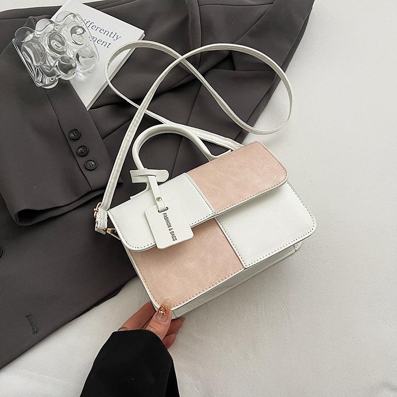 

Niche design contrasting color splicing portable small square bag 2025 new texture messenger bag fashionable shoulder bag bag