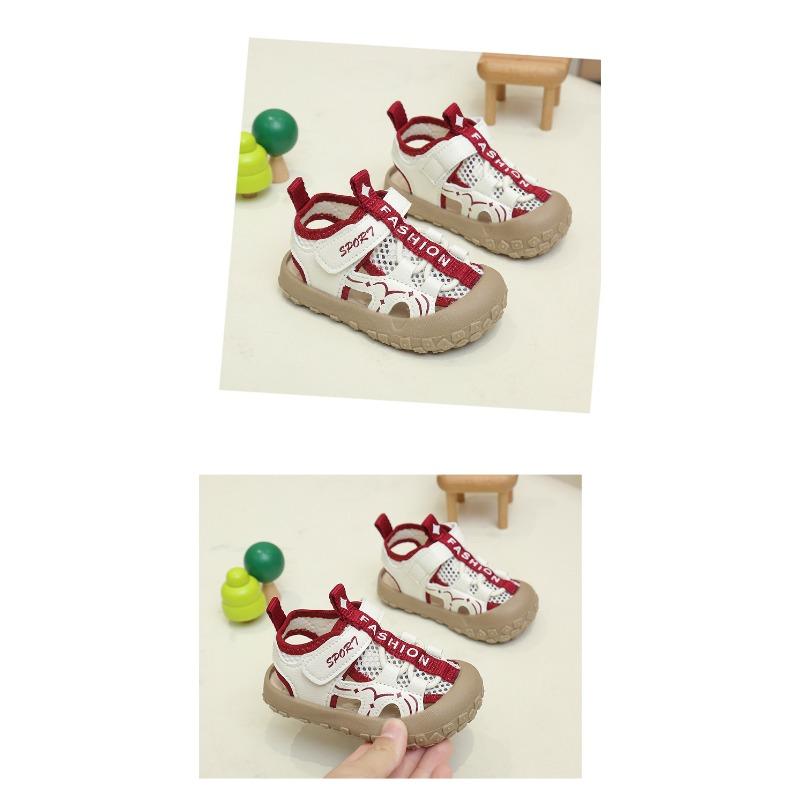 Trendige Sport-Sandalen mit Reifenprofil für Jungen, Neue Sommer-Freizeit-Sandalen mit geschlossenem Zehenbereich für Mädchen, Sandalen für Babys zum ersten Laufen