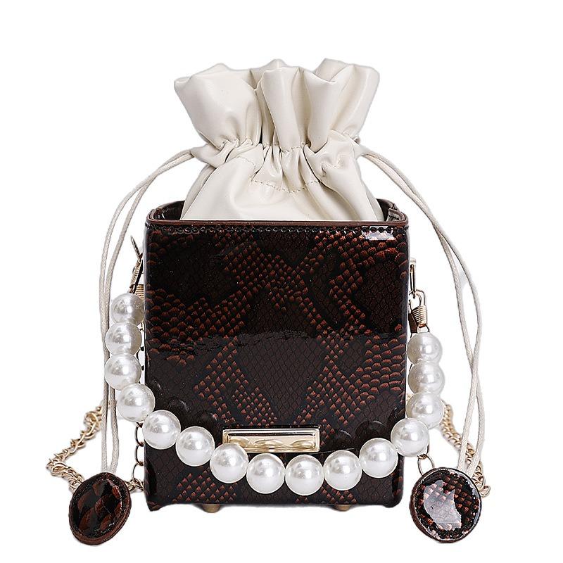 Small bag popular new fashion design pearl chain messenger bag shoulder square bucket commuter bag
