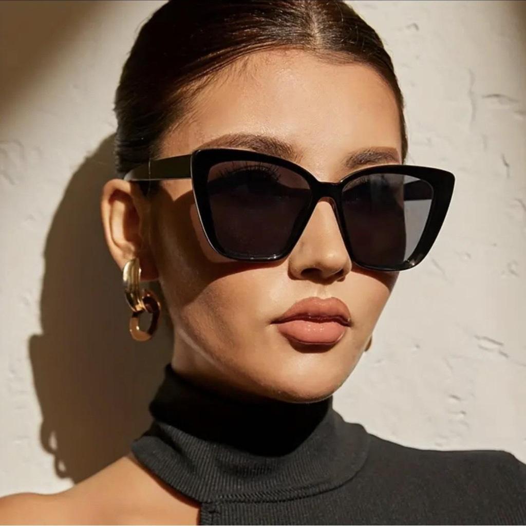 2025 Women's Cat Eye Punk Sunglasses: European-American Street Style, Face-Slimming Fashion Trend.
