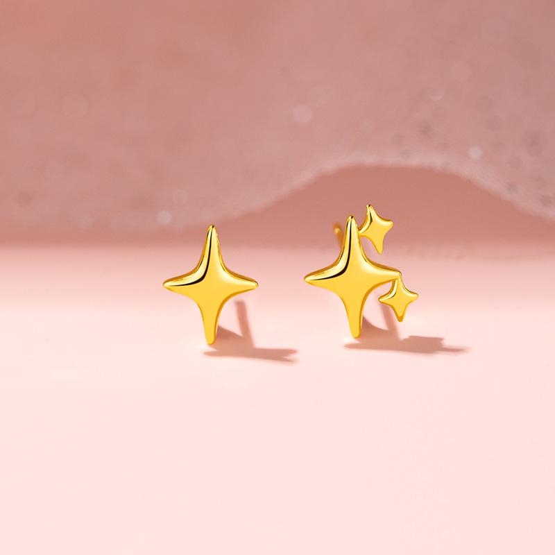 Summer 2023 Trendy Women's Star Stud Earrings: Simple, Chic, and Fashionable Design