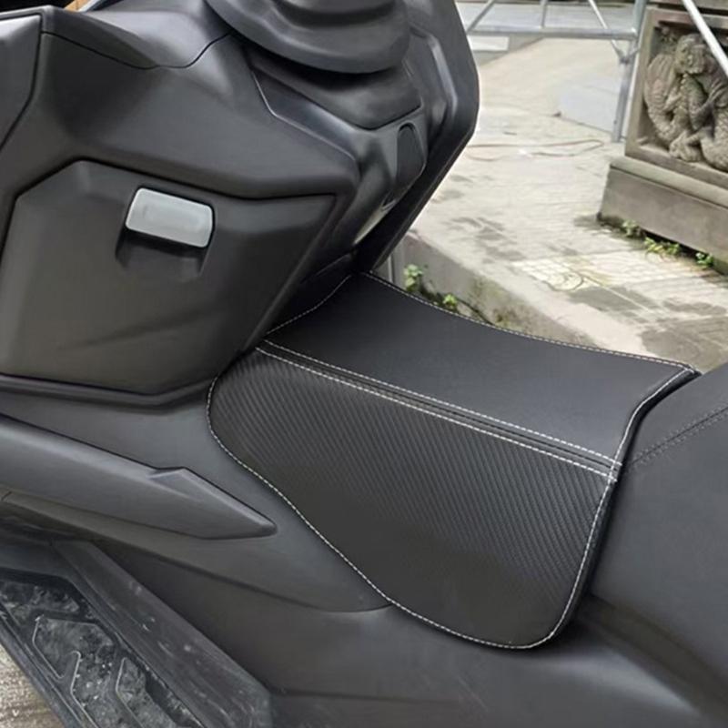 High Elasticity Comfortable Carbon Fiber Pattern Motorcycle Seat Cover Cushion With Non Slip Surfaces And Elastic Straps