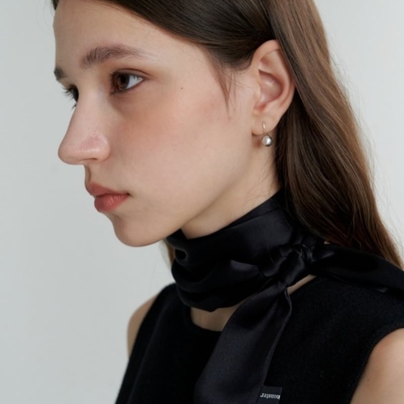 LOVE ME MONSTER Essential Long Silk Scarf_BK (L233MSF010)