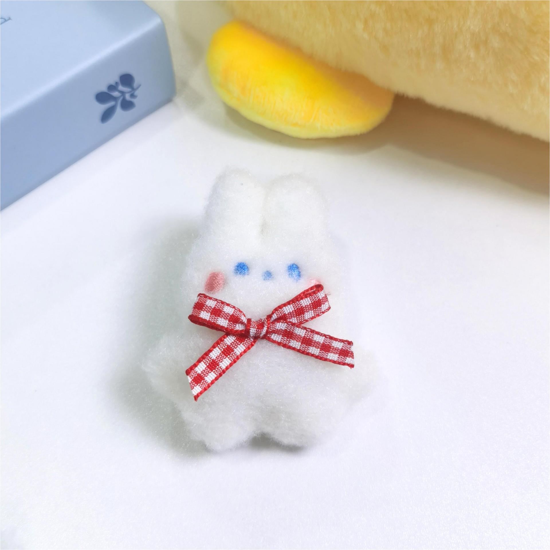 

Plush Cartoon Rabbit Doll with Hair Accessories, Brooch, DIY Accessories, Shoes, Socks, Clothing, and Hanging Ornament. Back Opening
