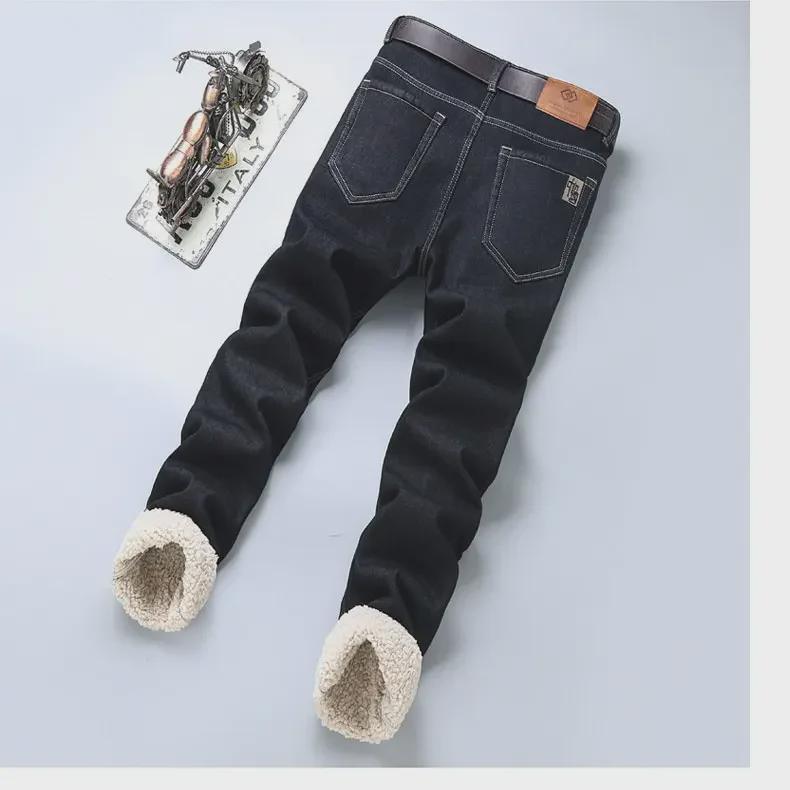 Men's Winter Fleece-Lined Thick Jeans: Loose Straight, Durable Warm Pants