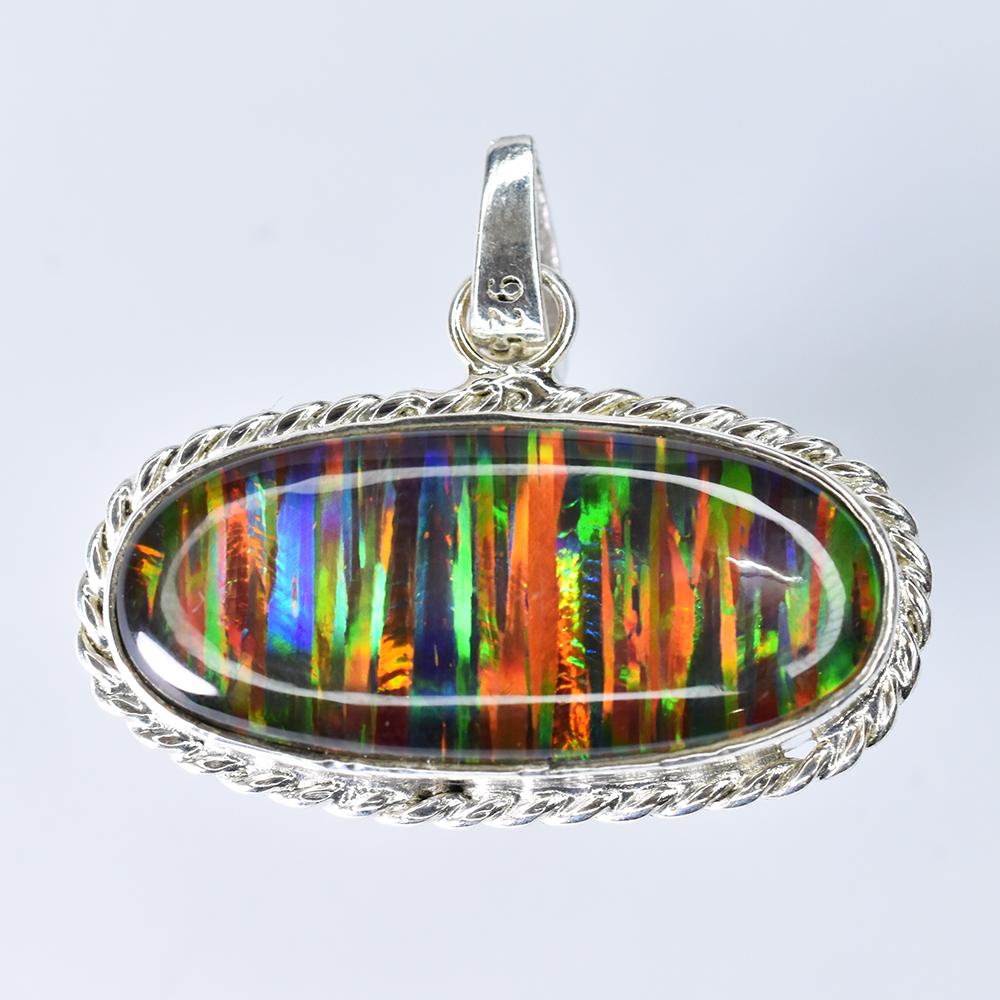 

Extremely Rare 30 Ct Natural CERTIFIED Oval Opal 925 Sterling Silver Pendant 28.1 mm approx різнокольоровий