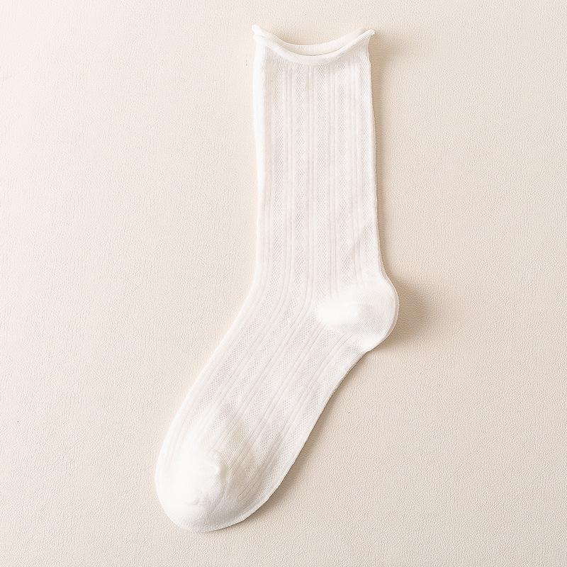 Yuxuan Women's Ice Silk Mesh Socks - Breathable, Soft, Mid-Calf Scrunch Style for Spring, Summer, and Autumn In White.