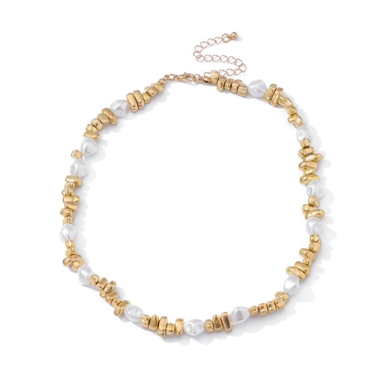 

Elegant Irregular Beads Necklace Women Office Wear Jewelry Alloy Texture Perfect for Office and Evening Occasions