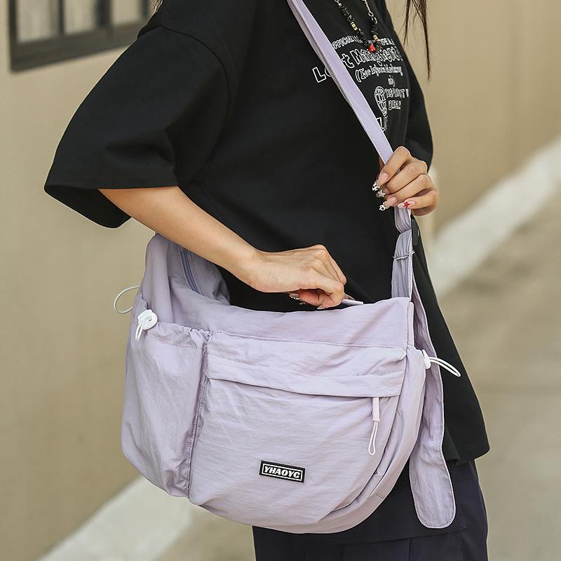 2025 new fanny pack simple and versatile male and female college students high value going out leisure commuting crossbody breast bag