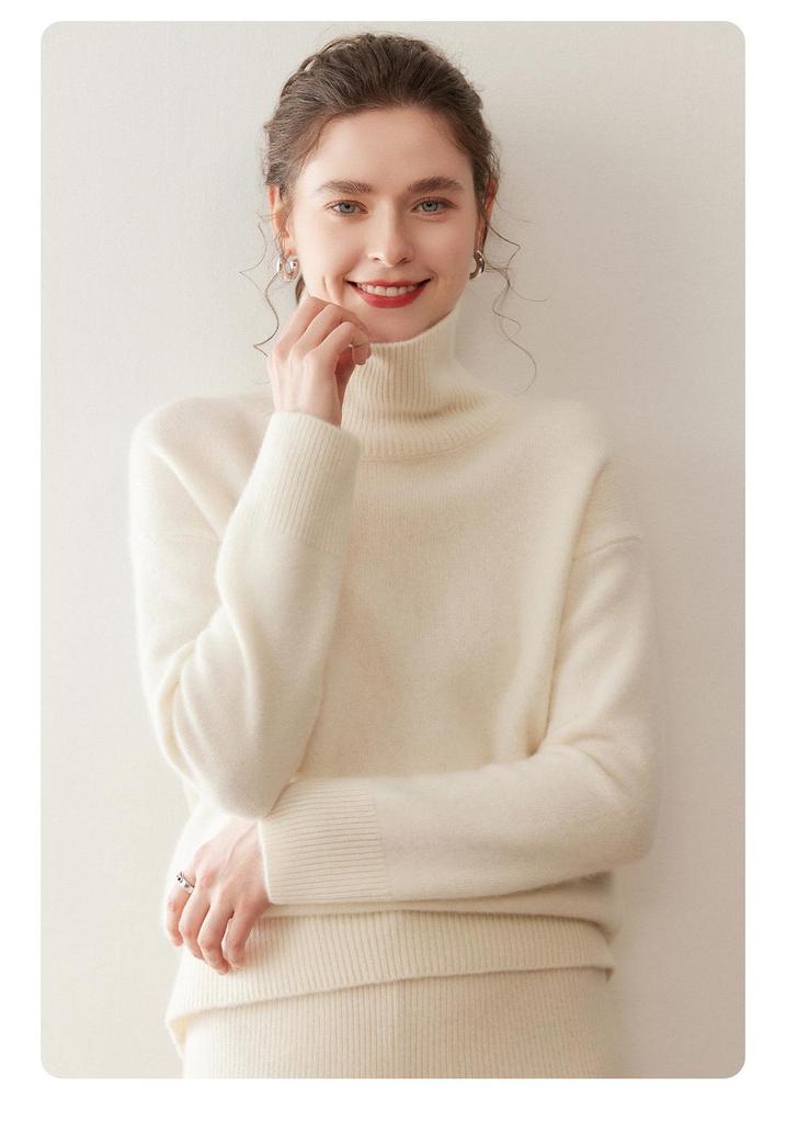 2025 Women's Thick Cashmere High Neck Loose Sweater: Winter Short Inner Layer
