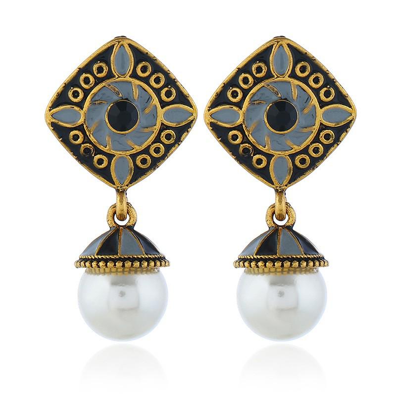 Retro Indian Alloy Rice Bead Tassel Earrings with Scenic Design