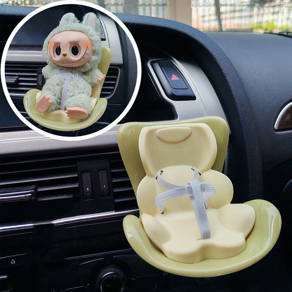 Pro LABUBU Výstup vzduchu Bezpečnostní sedačka Do auta Montovaná Makronka Panenka Aromaterapeutický klip Kreslená hračka Panenka Auto Roztomilá ozdoba