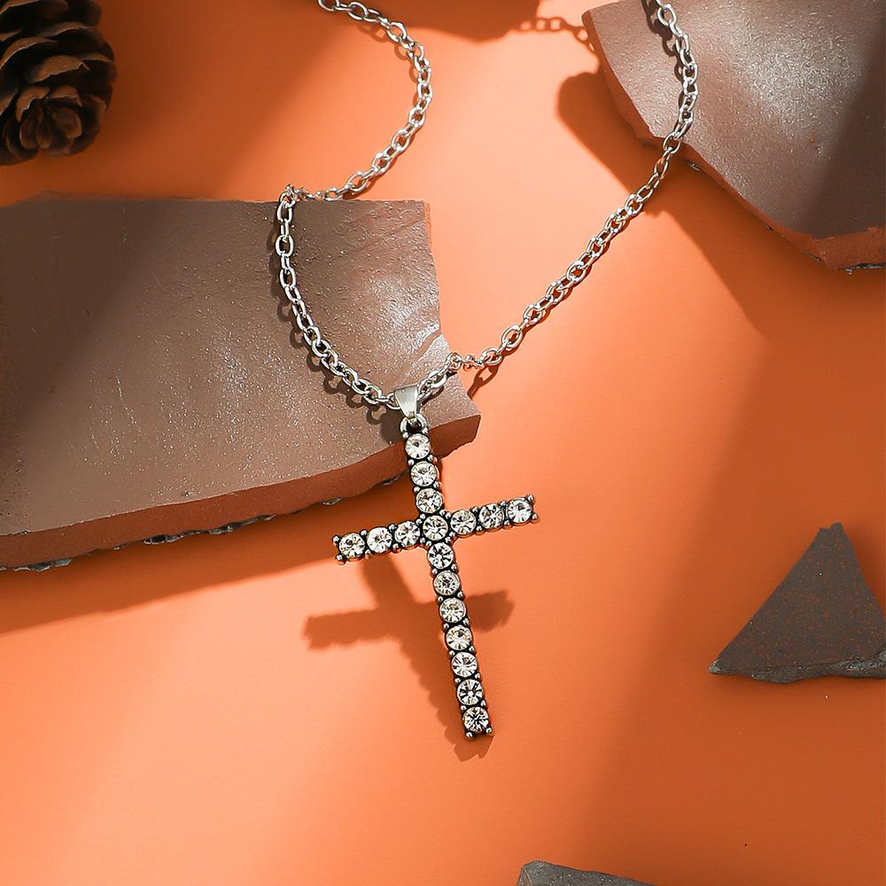 1 Pcs Cross Pendant Necklace With Rhinestone Antique Silver Party Decors Hip hop Gift Idea for Women, Girls, Valentine