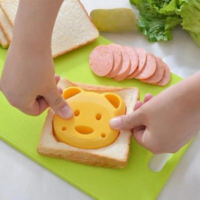 Home Creativo carino Bento taglio del pane fai da te per bambini Cartoon Bear Sandwich Rice Ball modello strumento di cottura Nuovo