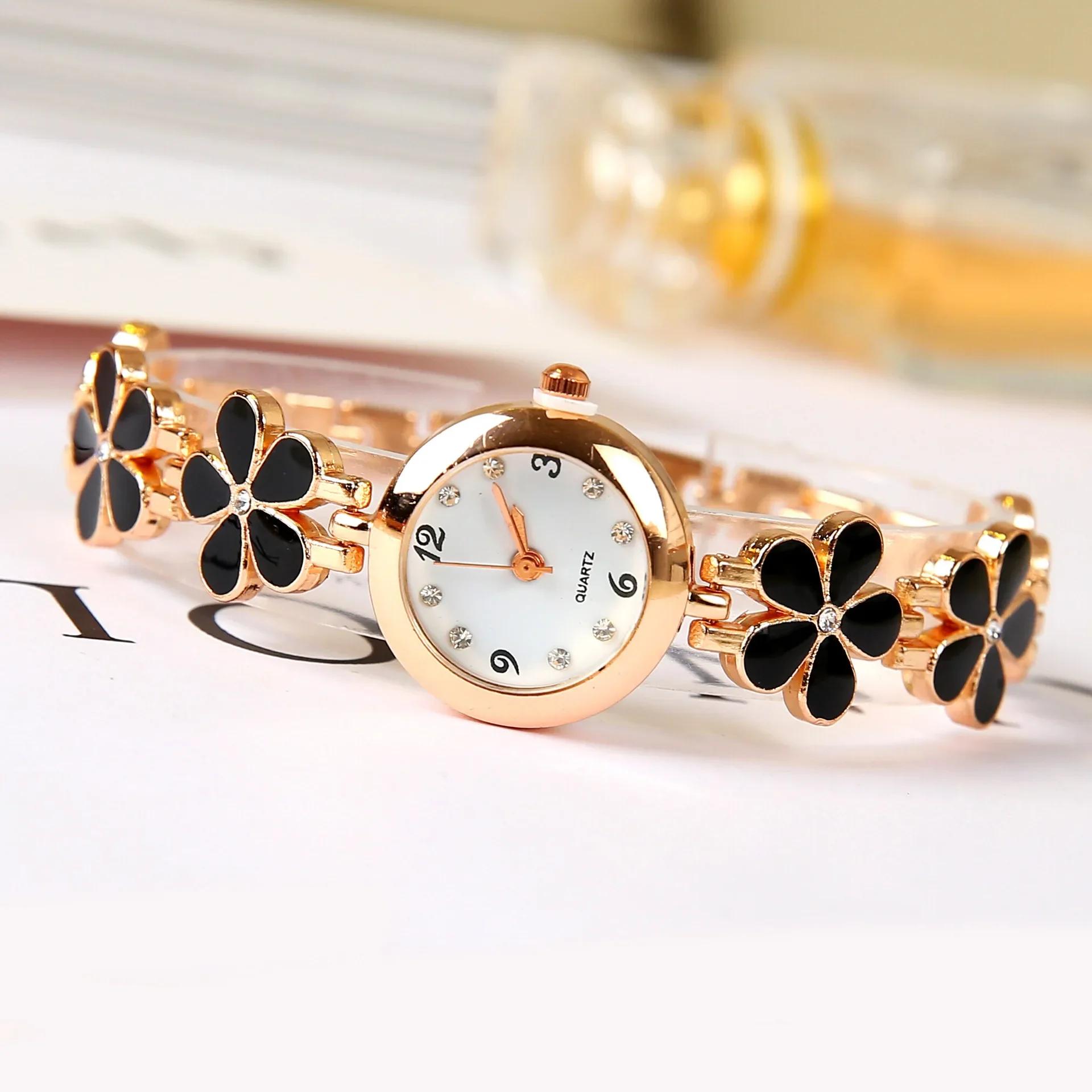 

Korean Version Small Dial Flower Bracelet Watch for Women Cute round Quartz Movement Compact Female Wristwatch чёрный