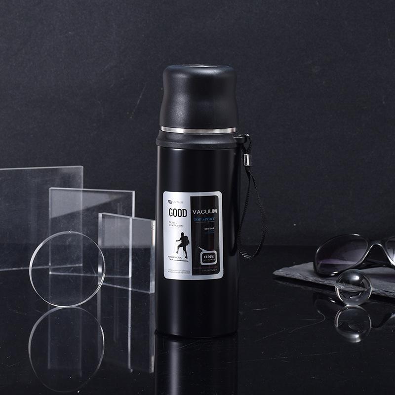 The new stainless steel portable large-capacity full-class bullet thermos cup with a double lid can be shipped in stock.