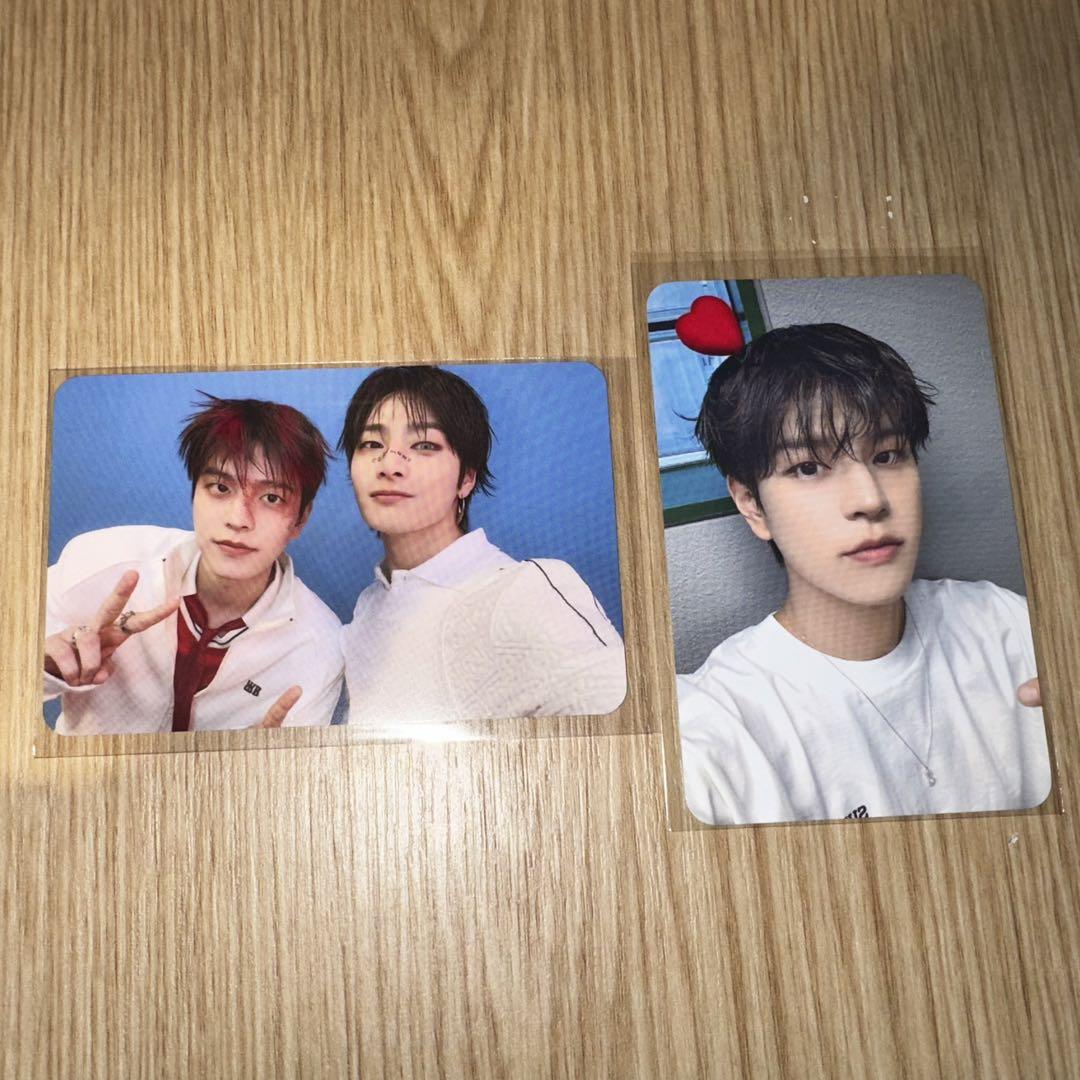 

[USED] straykids KARMA Korea Pop-Up Seungmin Lakidro 2 Types