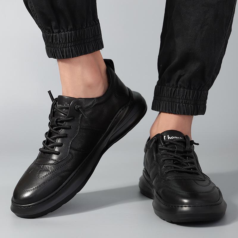 2025 autumn and winter new men's leather casual shoes British trend board shoes teen lace-up men's shoes
