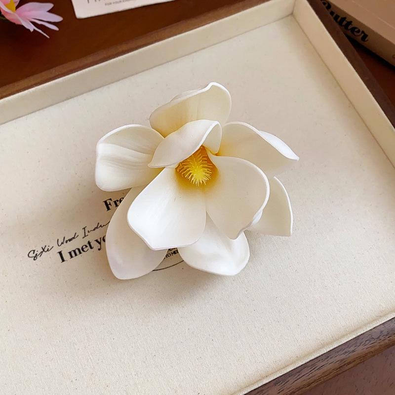 High-End Forest Style Lily Flower Hair Clip - Aesthetic Simulation Shark Grip for Women