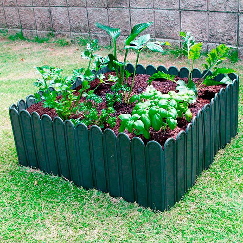 Country Style Plastic Garden Fence & Trellis - Flower Bed Enclosure and Picket Barrier