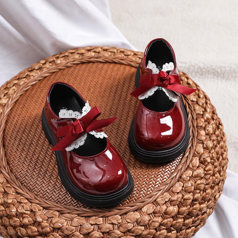 Spring and Autumn New Fashion British Style Girls Soft Sole Comfortable Leather Shoes