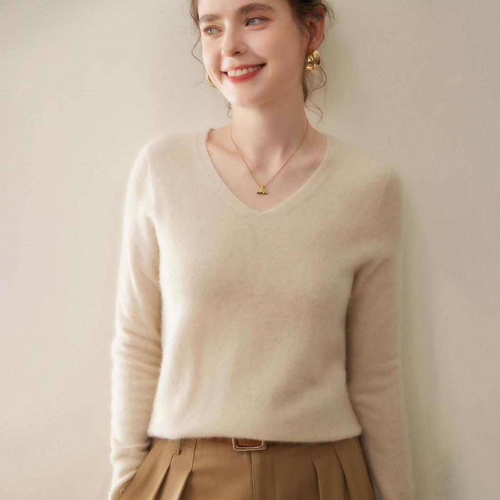 Women's Soft Lamb Cashmere Sweater: Versatile, Loose-Fit Base Layer for Autumn and Winter 