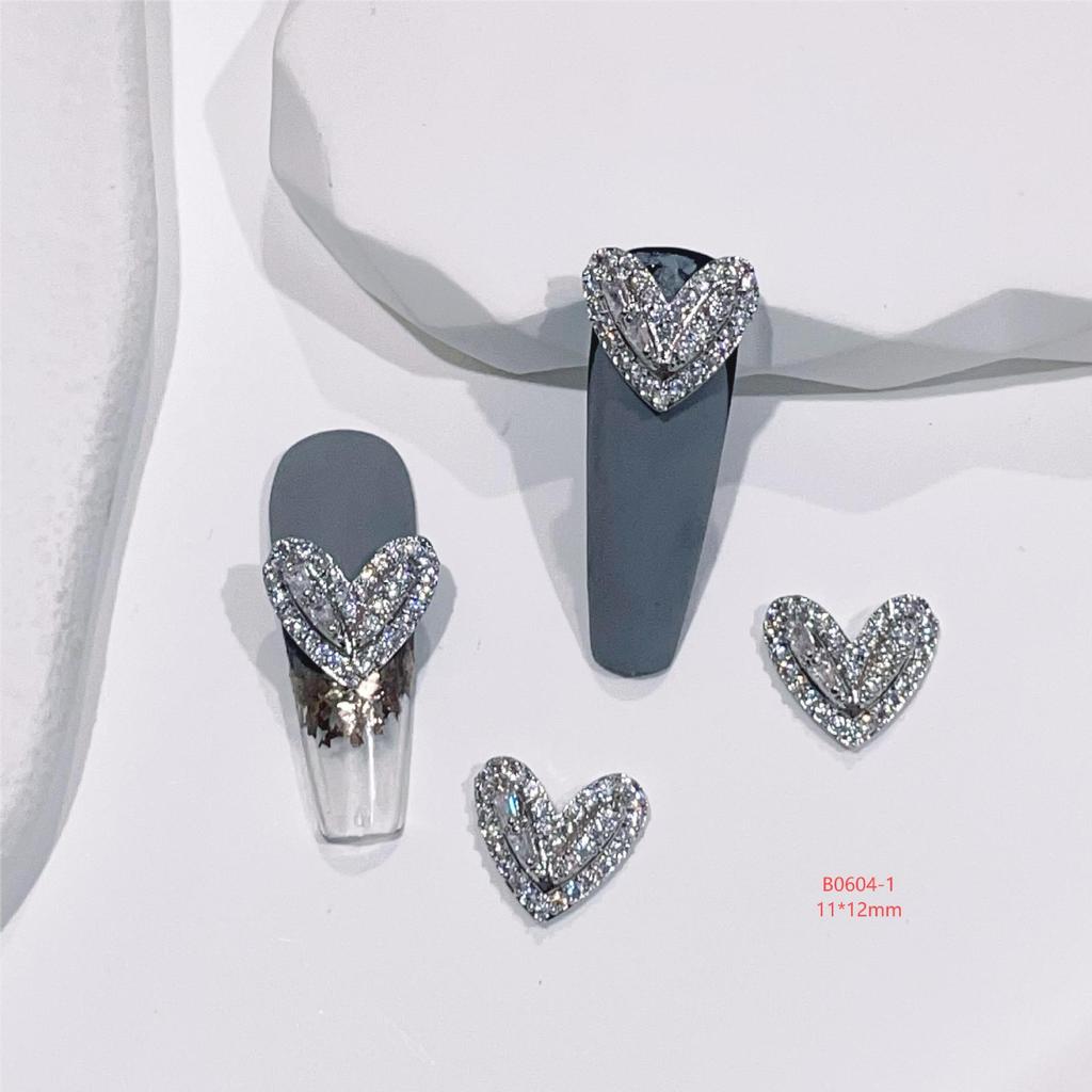 Heart Chain Tassel Alloy Nail Art Jewelry Stickers with Zircon Accents
