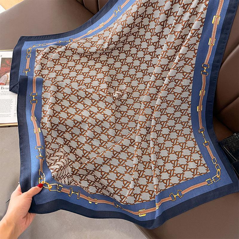 90 * 90cm New Square Scarf Multi Functional Decorative Fashion Scarf Dual Purpose Shawl Wear Sunscreen Winter Warmth