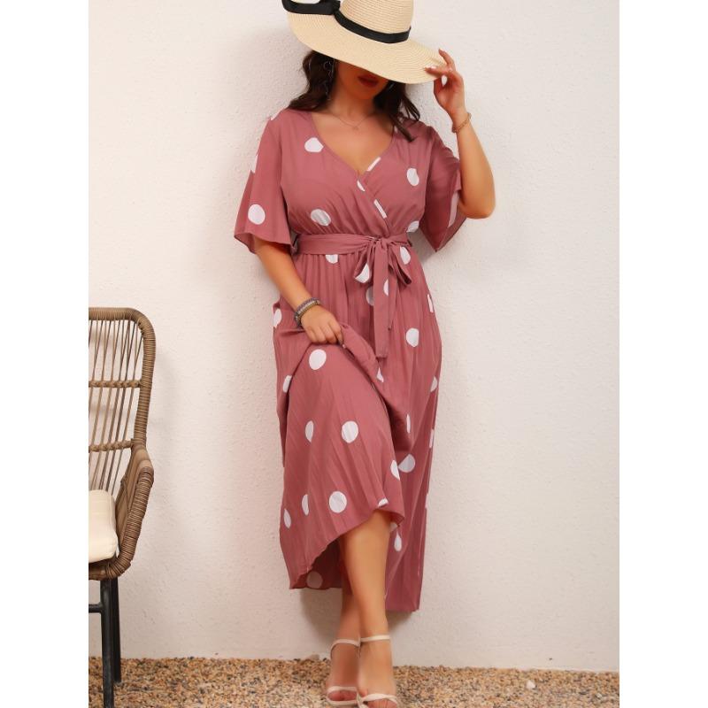 Modne Sukienki Długie z Nadrukiem w Duże Kropki, z Dekoltem w Serek i Wiązaniem, Plisowane, z Dużym Rozkloszowanym Dołem