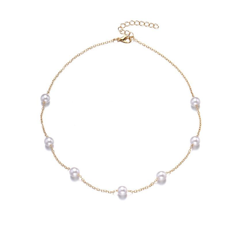 New Accessories Fashion Pearl Chain Necklace Simple Light Luxury Pearl Pendant Ladies