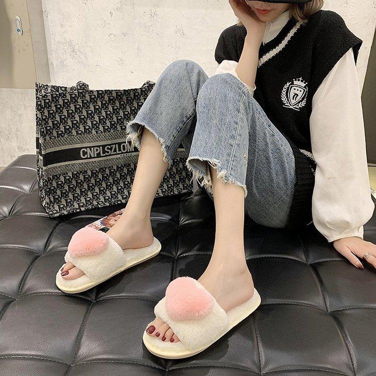 Women's Summer Casual Shoes 2026 Fashion Love Hairy Home Slippers Net Red Thick Bottom Open Toe One Word Female Slippers
