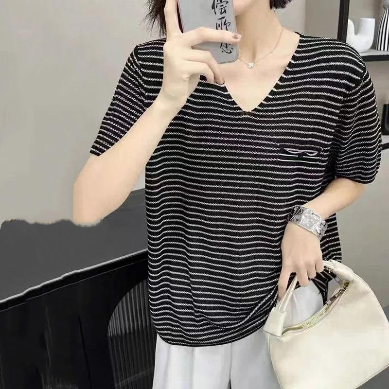 

black white striped v neck short sleeve knit t shirt for women casual wear S